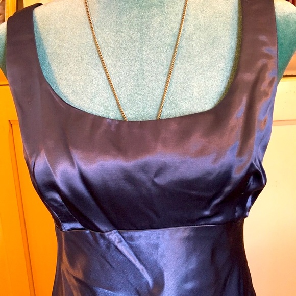 Metallic Blue Sexy Mini Dress Size 7/8 Open tie back Flirty/Swishy Vintage 90s - Picture 3 of 6